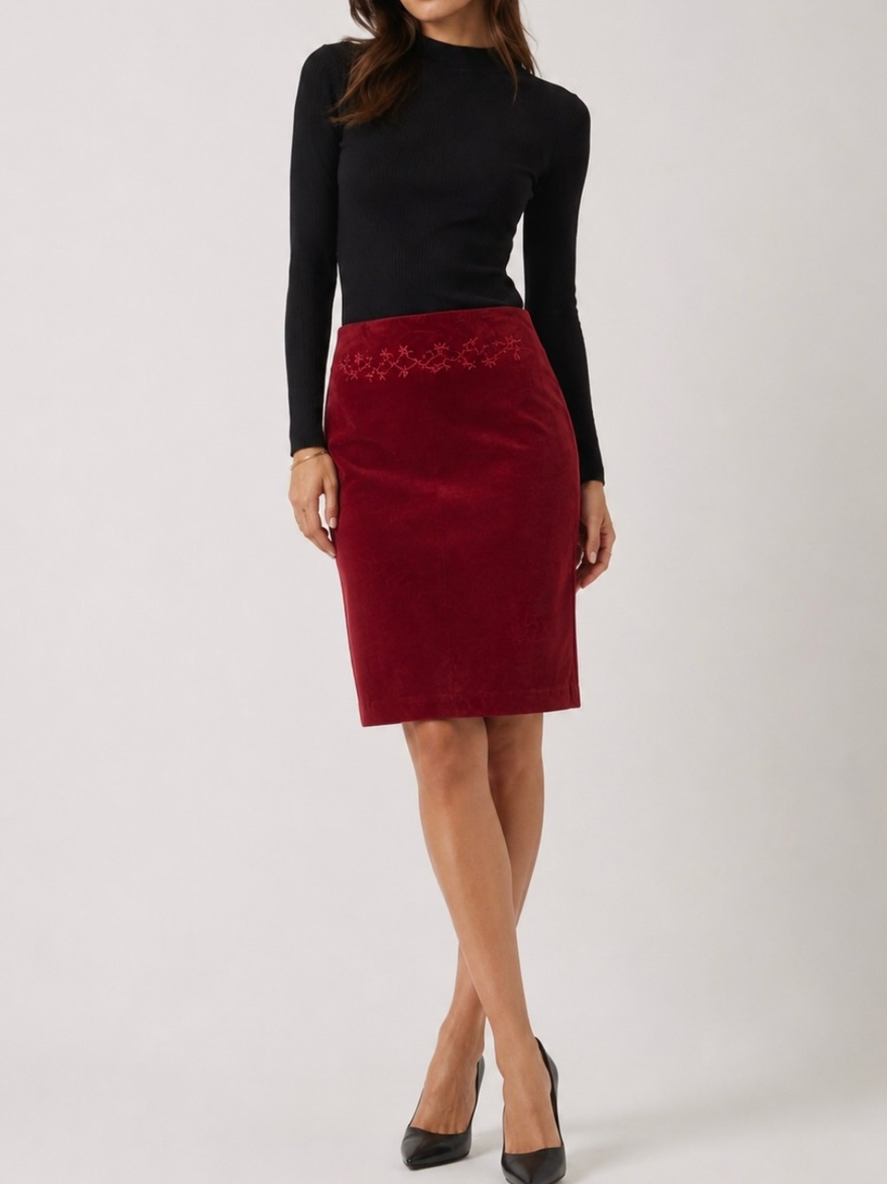 Danier Leather Canada Vintage Embroidered 100% Suede Red Lined High Rise Skirt